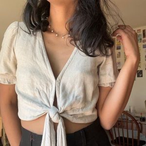 A&F tie-front crop top